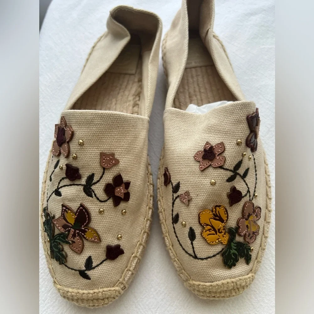 New Tory Burch Espadrilles with embroidered leather flowers Size 6 - Picture 1 of 9